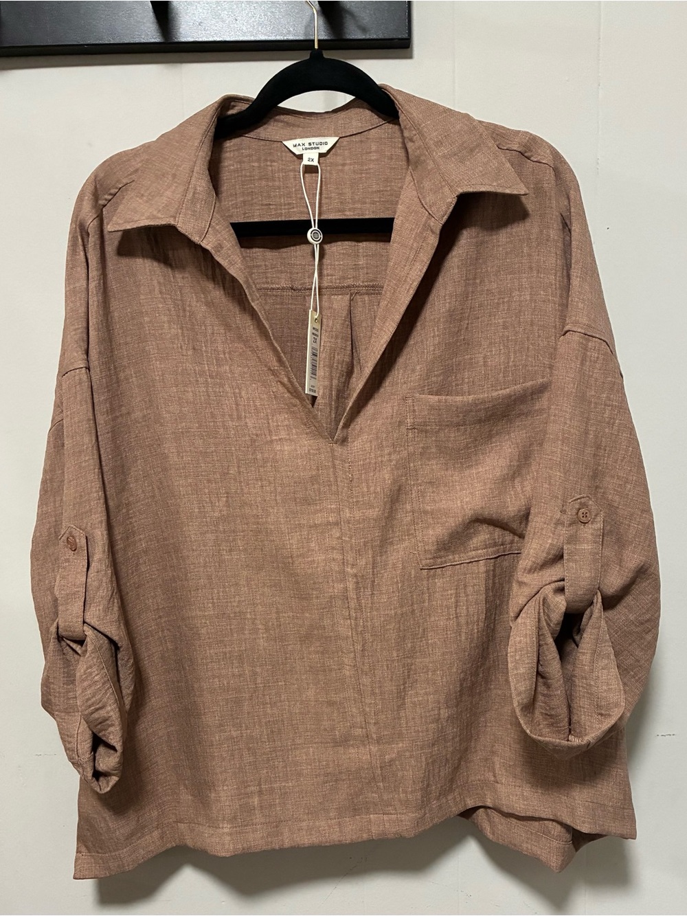 Max Studio London Women’s 2X Taupe Collared Blouse Roll Tab Sleeve NWT